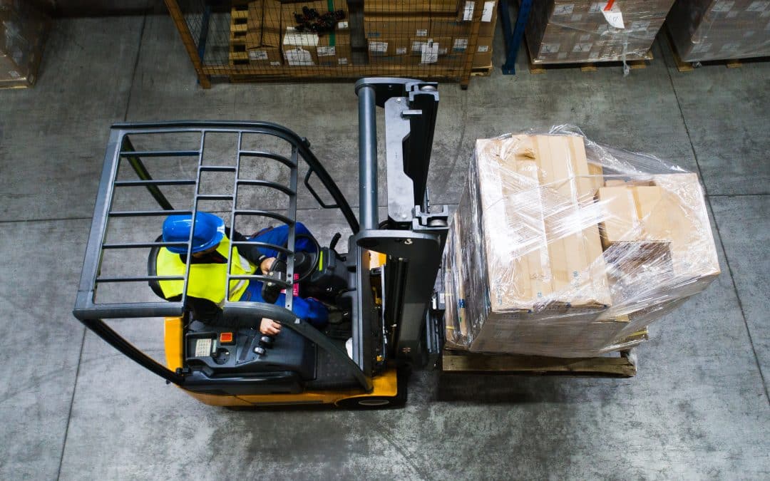 Mobile Stackers vs Forklifts – Which is Right for Your Business?